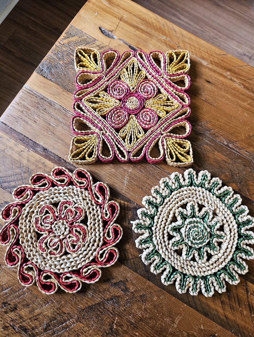 Vintage Woven Straw Trivets, 1960s (Lot of 3)